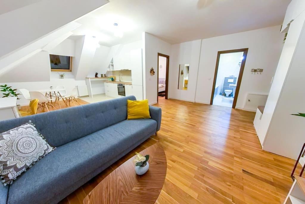 Apartment D Bucharest