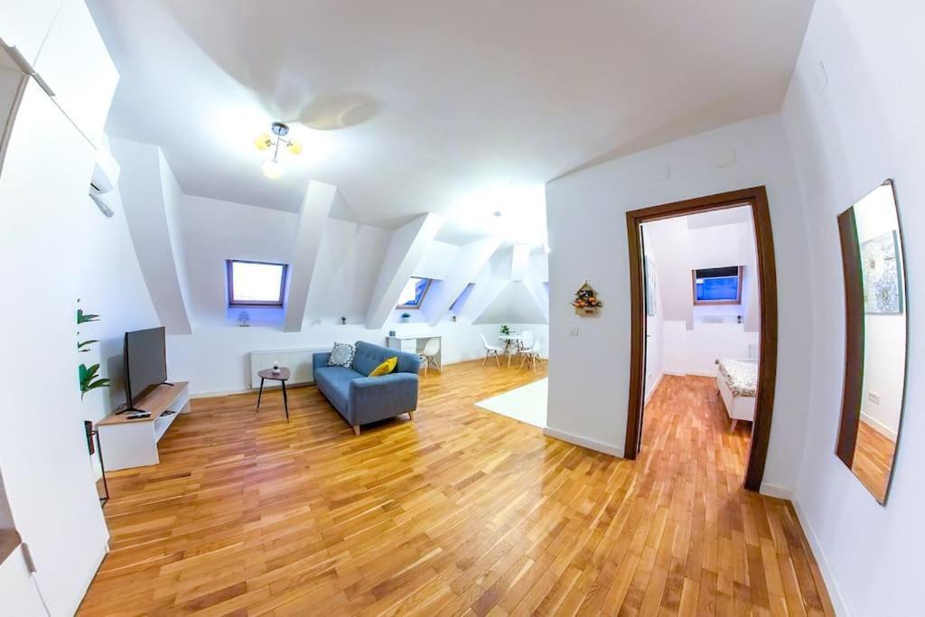 Apartment D *