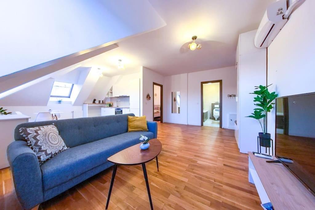 Apartment D